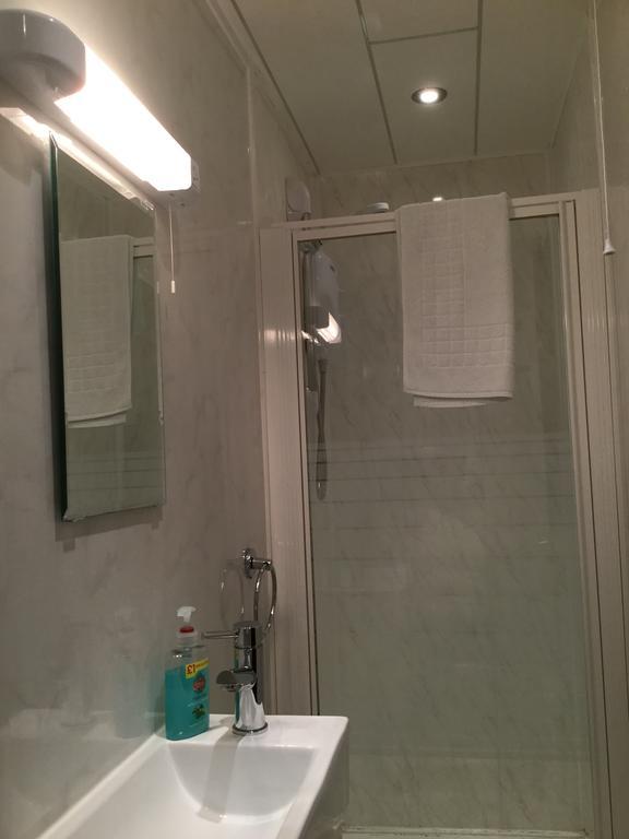 Ashborne Guest House Съндърланд Екстериор снимка